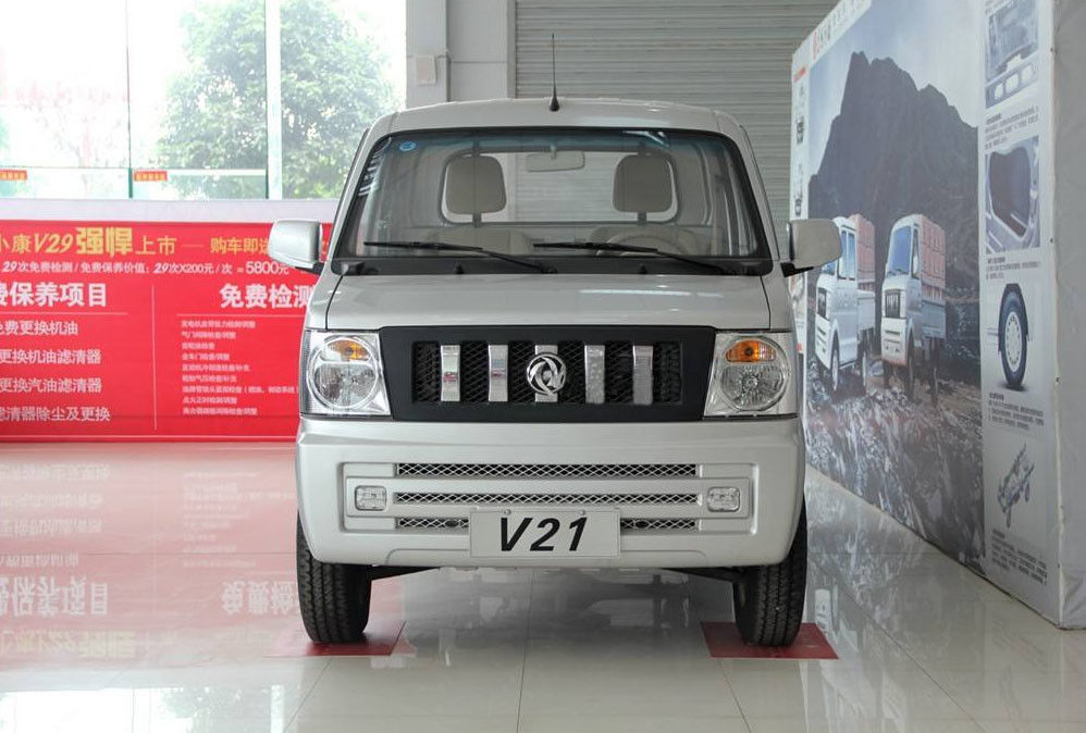 Mini camión de Dongfeng RHD, mini modelo diesel usado de las furgonetas V21 con el poder máximo 20KW