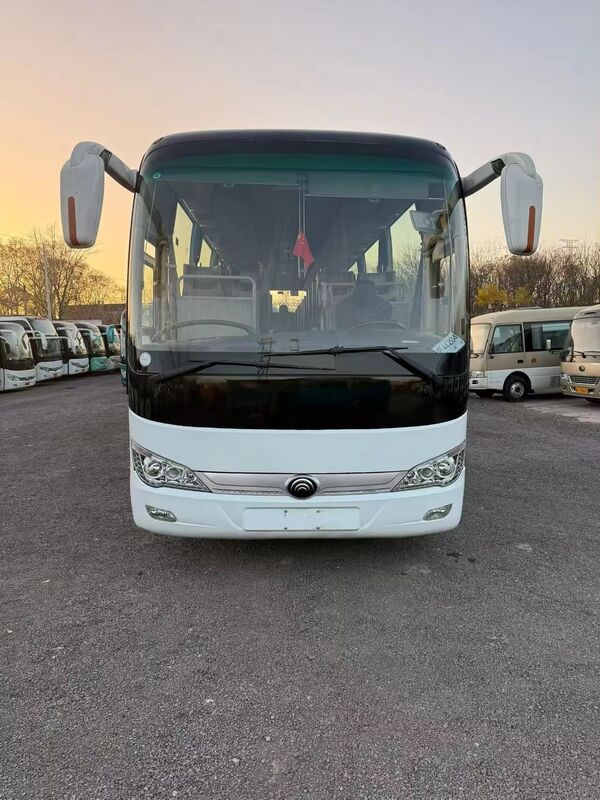 ZK6119 Autobús de transporte largo diésel 50 asientos Autobús de segunda mano Vehículo de pasajeros a la venta
