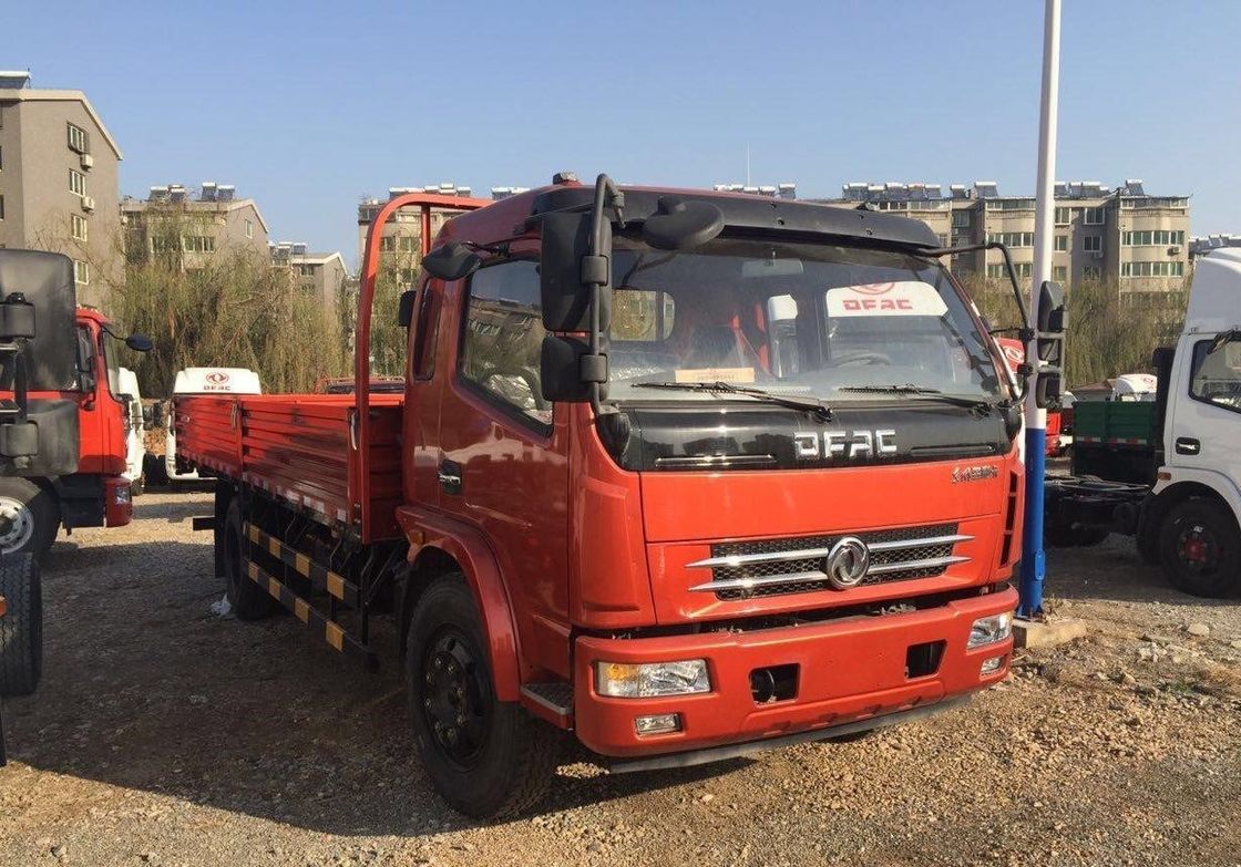 Dongfeng Duolika utilizó el camión volquete 2014 años hechos con modo de la impulsión 4×2 y el motor de JM