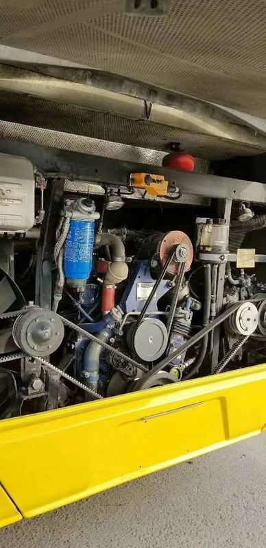 Autobús turístico de la mano de Yutong segundo, autobuses de lujo usados con el freno de disco de ruedas del motor 4 de Wechai