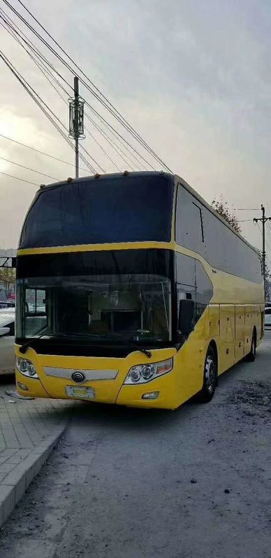 Autobús turístico de la mano de Yutong segundo, autobuses de lujo usados con el freno de disco de ruedas del motor 4 de Wechai