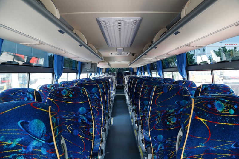 Marca de oro usada profesional del dragón del autobús del coche 2010 años hechos con 51 asientos