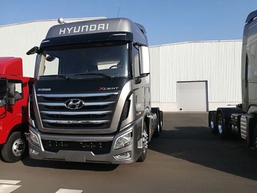 El modo de la impulsión 6*4 utilizó el camión 440hp del tractor con estándar de emisión euro de V