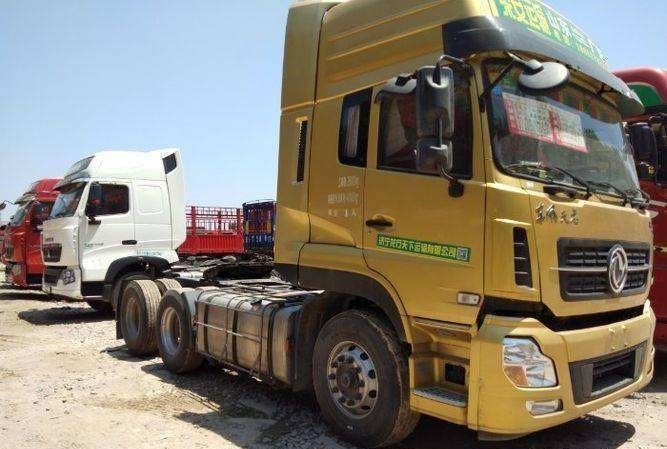 estándar de emisión usado modo del euro III de la marca del camión DONGFENG del tractor de la impulsión 6x4