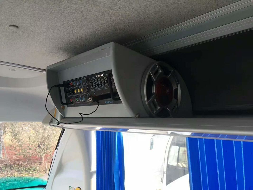 39 asientos utilizaron los autobuses de YUTONG puerta electrónica de 2013 años con el saco hinchable de la caja fuerte del retrete