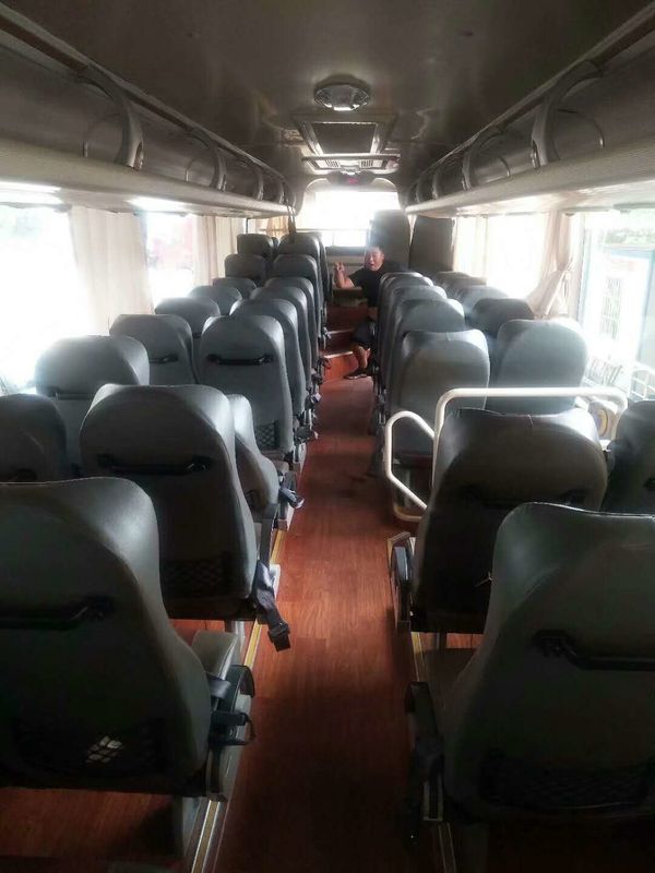 54 Seat utilizaron el autobús de rv 2014 años hechos 199 kilovatios del poder clasificado una capa y una media placa de acero