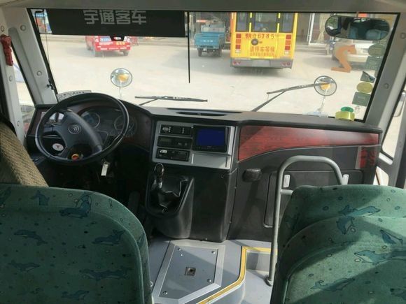 El diesel de LHD modela la escuela Van, pequeños autobuses escolares usados de la segunda mano con 37 asientos