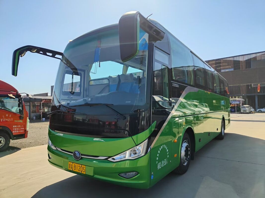 Autobús Yutong ZK6117 de segunda mano con motor diésel Weichai, doble puerta, 50 asientos, autocar de lujo con volante a la izquierda en venta