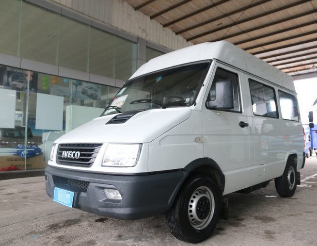El microbús usado y nuevo 6 de la marca blanca de Iveco asienta 129 años del diesel 2013-2018 de HP