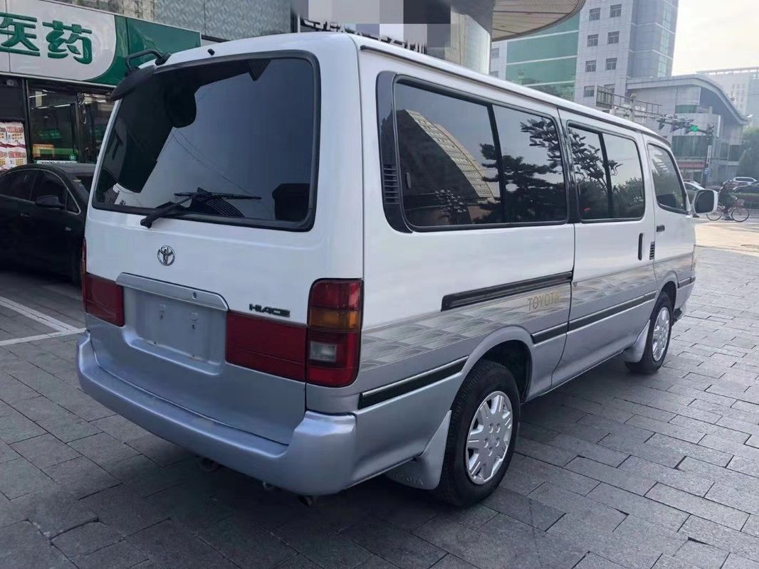 Autobús usado Toyota diesel de 13 asientos el mini con la CA no equipa ningún accidente 2015 años