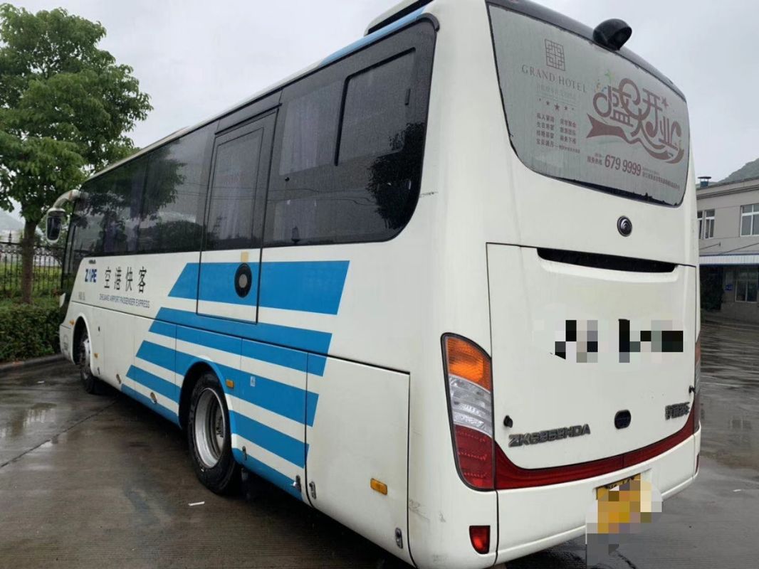 Autobús de la ciudad de Yutong de la serie ZK6858, mano izquierda diesel del autobús de Seater del blanco 19 que dirige 2015 años