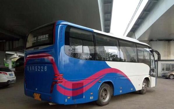 33 asientos utilizaron a un coche de pasajero más alto del motor de la marca YC del bus turístico Bus