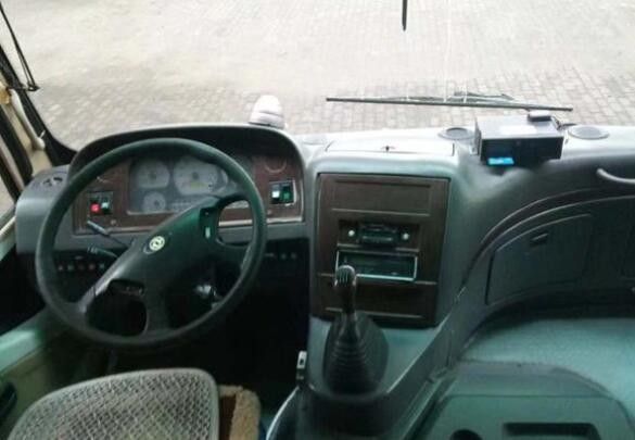 Marca de Dongfeng del motor diesel del euro IV de 19 Seater Mini Buses Used Coach Bus