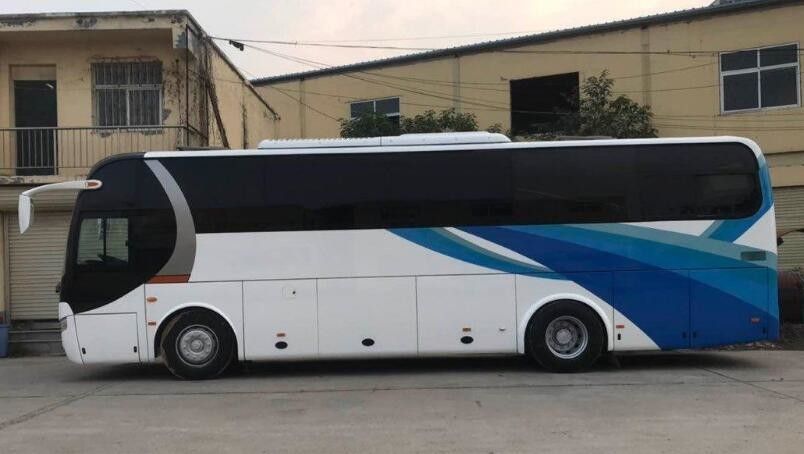 LHD/RHD utilizó poder del motor del autobús 100km/H Max Speed 162kw de Yutong 45 Seater