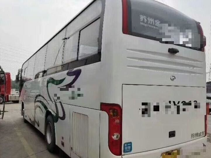 autobús usado del coche del motor diesel de la longitud 10m una marca más alta de 2013 asientos del año 47