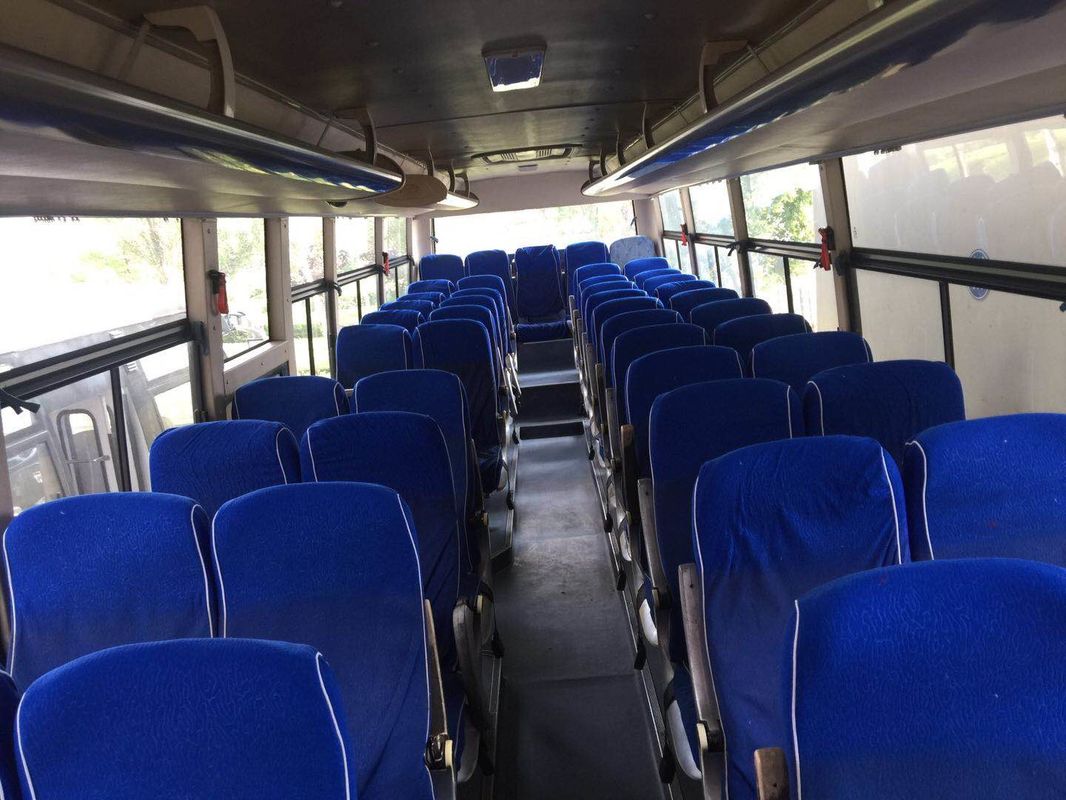 El motor delantero diesel utilizó el modelo amarillo de la impulsión de la mano izquierda de los asientos del autobús ZK6112D 52 de Yutong