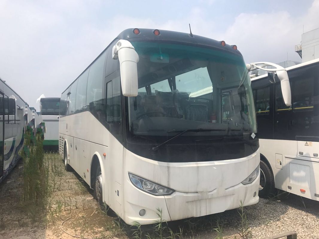 Modo usado diesel de la impulsión de Seat RHD del blanco 50 de la marca de Shenlong del autobús del coche 2018 años