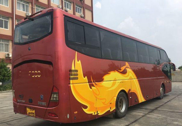 El autobús turístico usado de la mano de Yutong segundo 2011 años 51 asienta la velocidad máxima modelo 6117 100km/H