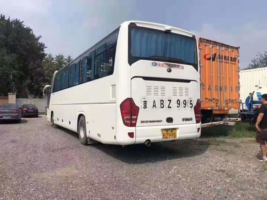 Yutong 6122 series 55 asienta el autobús LHD diesel del coche de la segunda mano los asientos de lujo del color blanco de 2017 años con la puerta automática