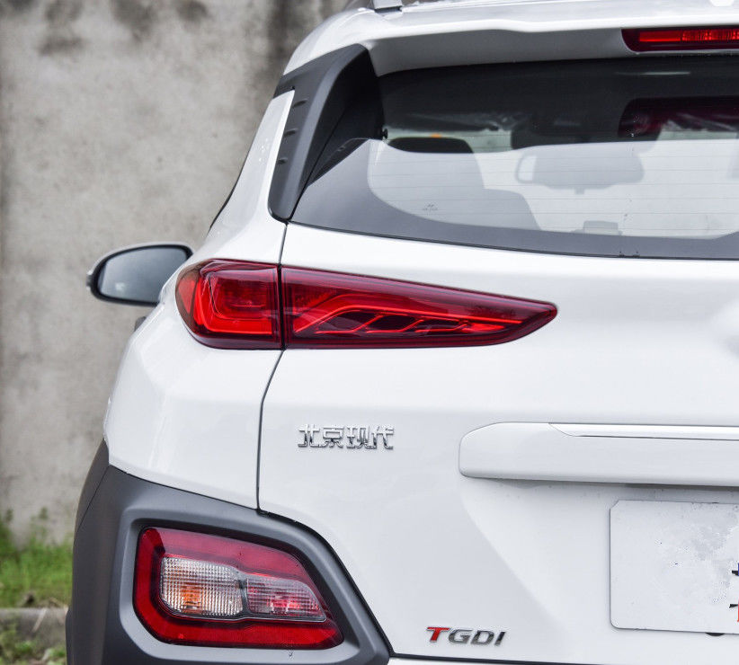 Hyundai utilizó anchura del autobús del coche 1800m m de SUV de los mini del autobús 1.6T 177hp F7 asientos de la caja de cambios 5 mini