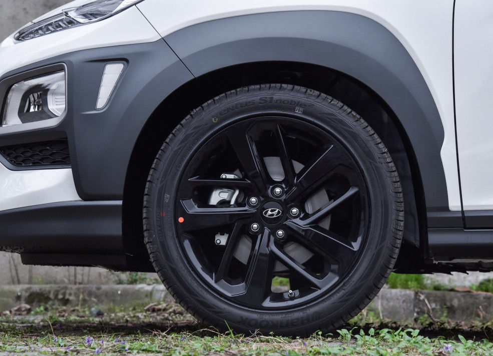 Hyundai utilizó anchura del autobús del coche 1800m m de SUV de los mini del autobús 1.6T 177hp F7 asientos de la caja de cambios 5 mini