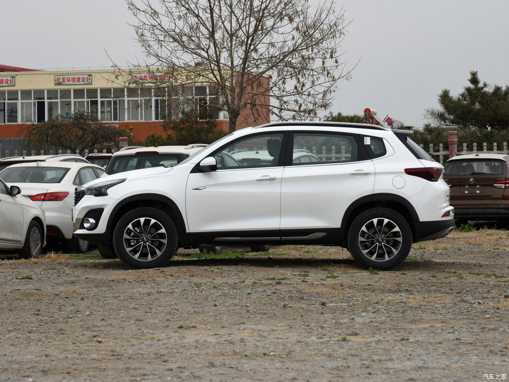 2018 años TIGGO 7 EN LHD del blanco 5 - 7 mini de los coches usados de los asientos de la gasolina modo de la impulsión del combustible