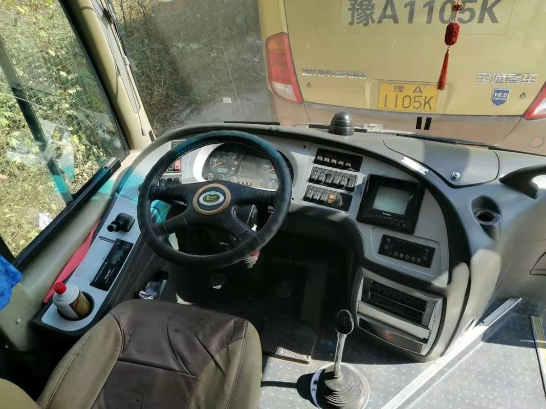 Las 2das buenas condiciones del autobús de la mano del color blanco 2010 años 39 asientan el modelo de Yutong 6908