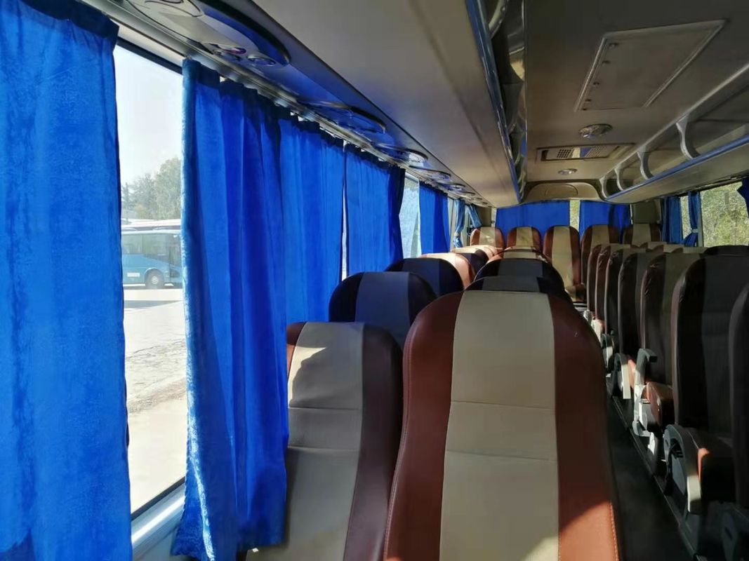 Las 2das buenas condiciones del autobús de la mano del color blanco 2010 años 39 asientan el modelo de Yutong 6908