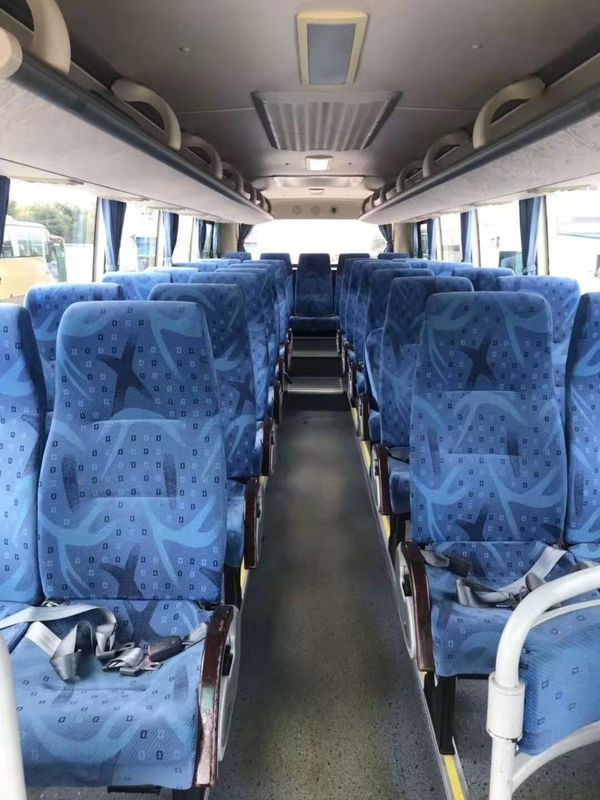33 asientos 2014 altura azul usada autobús usada año del autobús del color 3300m m de los autocares del viaje