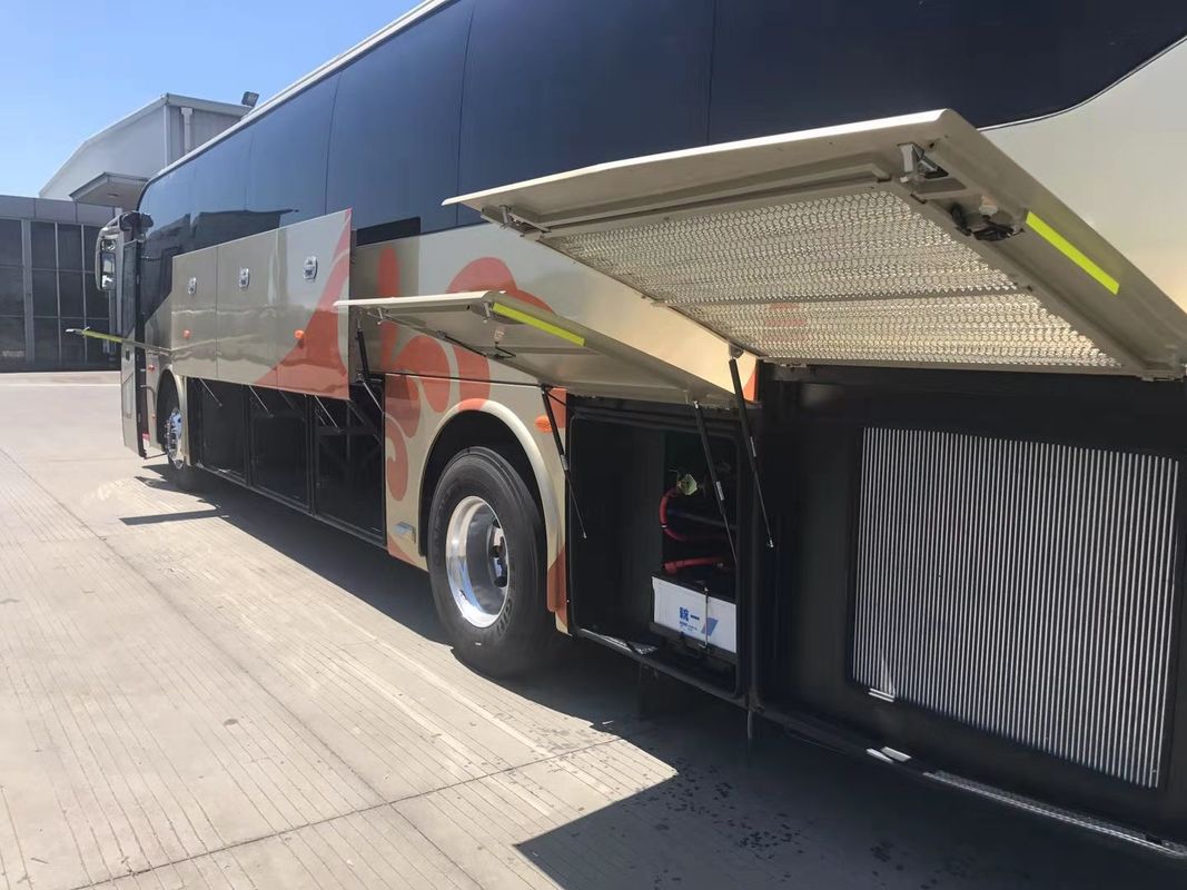 2020 nueva anchura Yutong SLK6126 del autobús de los asientos en existencia 2550m m del autobús 50 de la promoción del año