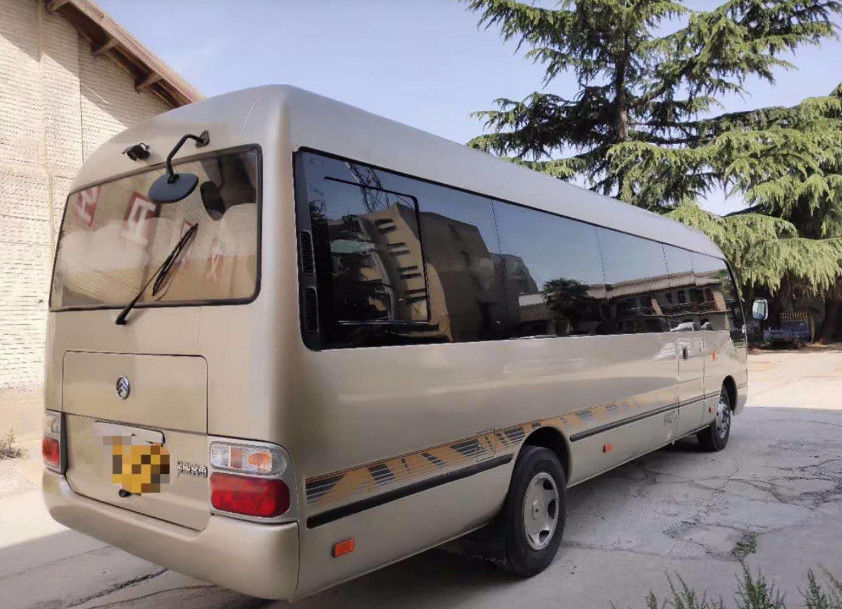 Autobús usado 2016 años Cummins Engine del práctico de costa 27 asientos con el freno neumático y el tronco de hundimiento