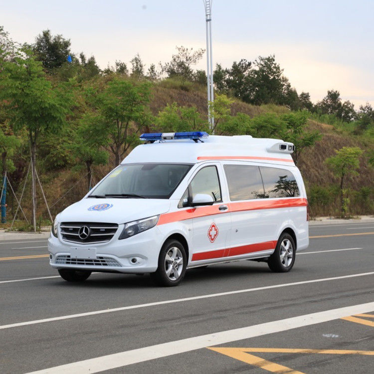 Solo coche de la ambulancia de los vehículos 4x2 de la aparición del árbol con el diseño ergonómico (tipo del transporte)