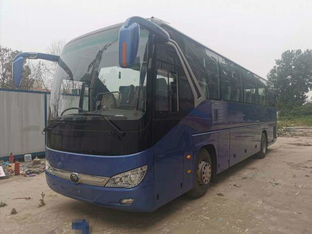 Las puertas dobles diesel 51 asientos KINGLONG usado 2017 años transportan la CA usada de Bus With del coche