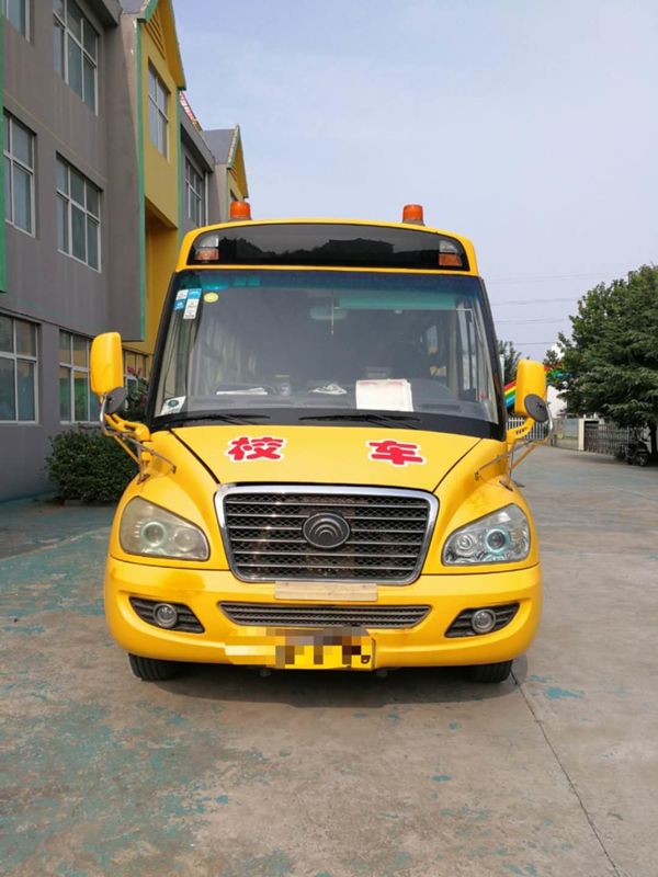 el motor diesel 95kw 2017 escuela usada del autobús de Yutong del año 36 asientos utilizó estándar del euro III del autobús