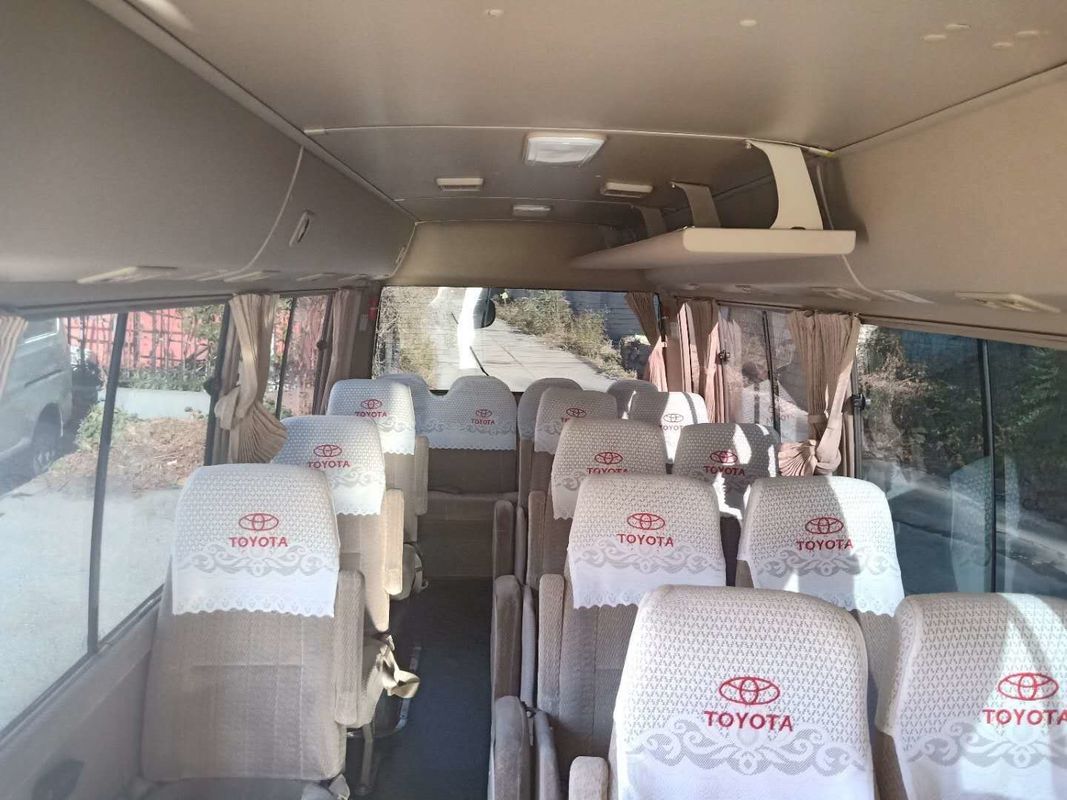 Marca usada gasolina de MIni Bus Toyota del autobús del práctico de costa de 2013 del año asientos de Toyota 30