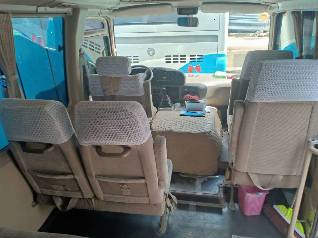 Marca usada gasolina de MIni Bus Toyota del autobús del práctico de costa de 2013 del año asientos de Toyota 30