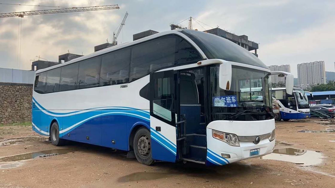 55 el neumático 6050m m Yutong usado distancia entre ejes de los asientos 6 transporta el desnudo de la impulsión de la mano izquierda que embala puertas dobles con ABS
