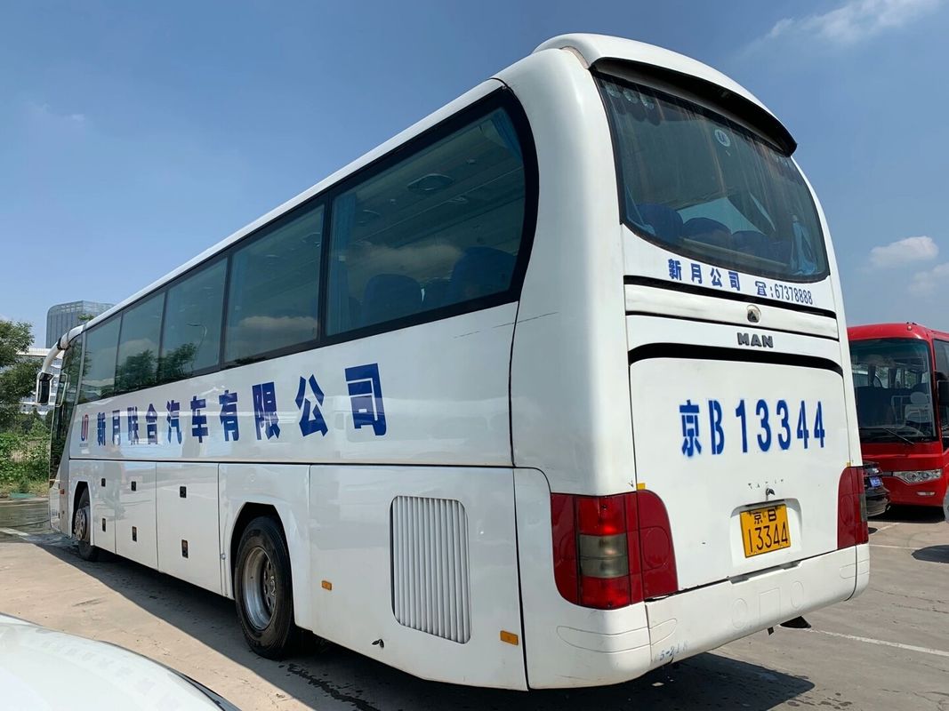 El autobús usado de Yutong para las ventas modela ZK6122 buenas condiciones de acero dobles del euro III del chasis de las puertas 51Seats