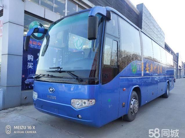 Un KLQ6129 más alto 53 asienta el acero usado motor posterior Chiassis de Bus Double Doors del coche