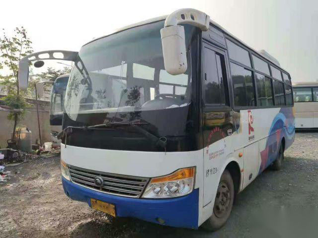 Puertas usadas LHD del chasis de acero del autobús del pasajero de los asientos del ISO Yutong ZK6752D 29 solas