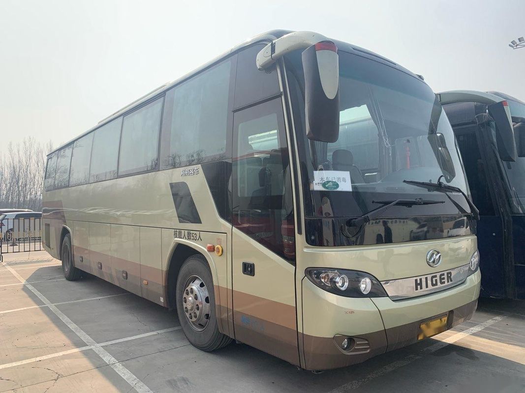 Coche usado un chasis de acero más alto Bus del autobús del pasajero del modelo KLQ6115 de la marca del motor de la parte posterior de LHD 53 asientos