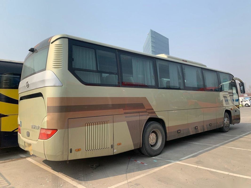 Coche usado un chasis de acero más alto Bus del autobús del pasajero del modelo KLQ6115 de la marca del motor de la parte posterior de LHD 53 asientos