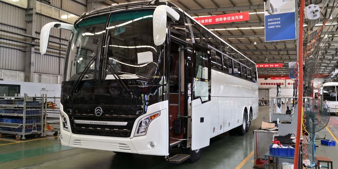 Nuevo el bus turístico diesel Front Cummins Engine Buses de Axle Euro II del doble de la marca 58-70 asientos utilizó el dragón de oro XML6125