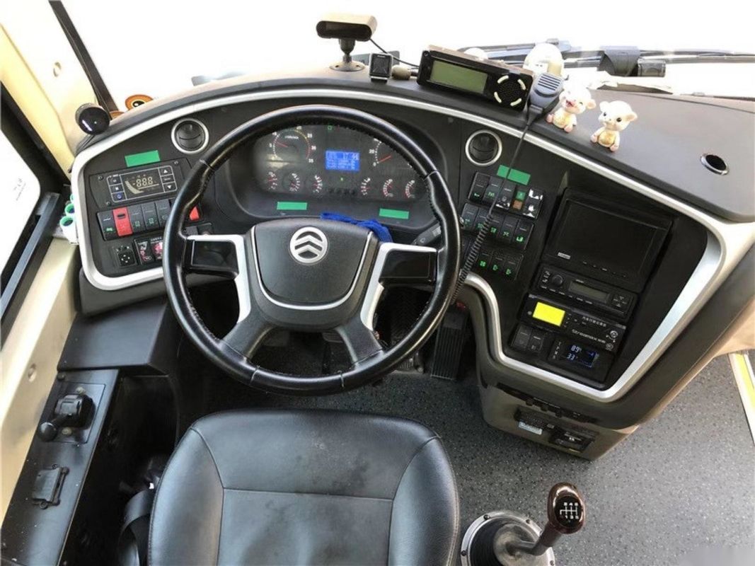 El motor VIP de Yuchai asienta al pasajero usado del chasis de Double Doors Airbag del coche que el autobús utilizó los asientos de oro de Dragon Bus XML6112 48