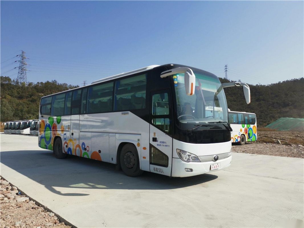 El motor de dirección izquierdo 220kw del WP del chasis del saco hinchable utilizó al pasajero que el autobús usado los asientos de Yutong del autobús 50 para las ventas modela a Zk 6119