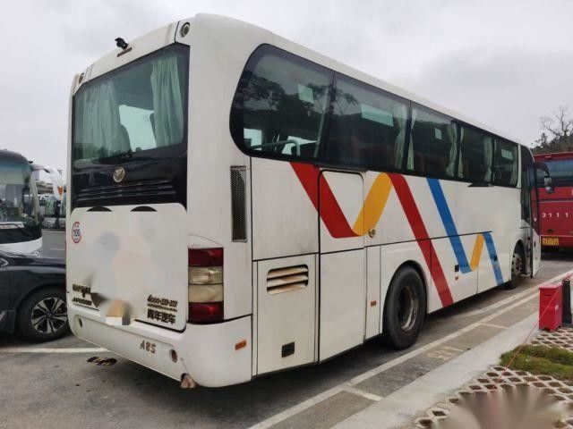 YOUNGMAN JNP6108 39 asienta asientos de cuero de dirección salidos chasis usados autobús posterior del saco hinchable del autobús del pasajero del motor del WP 199kw