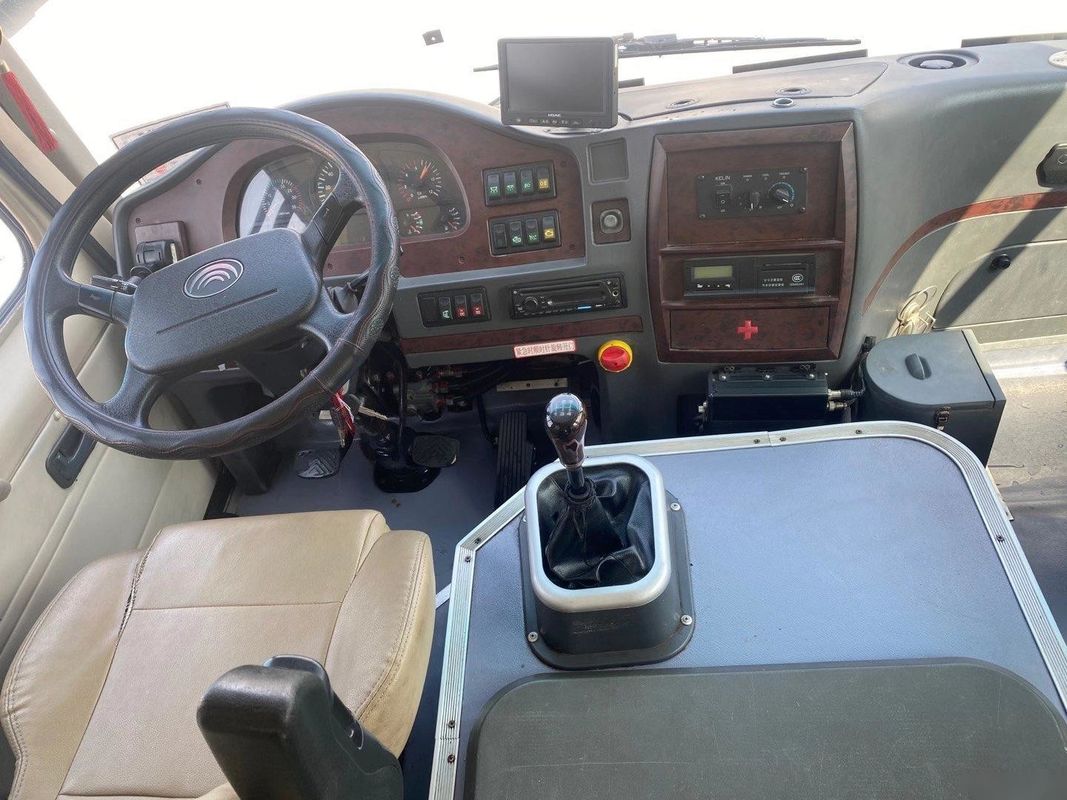 Yutong usado transporta el chasis de acero usado los asientos modelo Front Engine Left Steering del euro IV del autobús del pasajero ZK6660 24