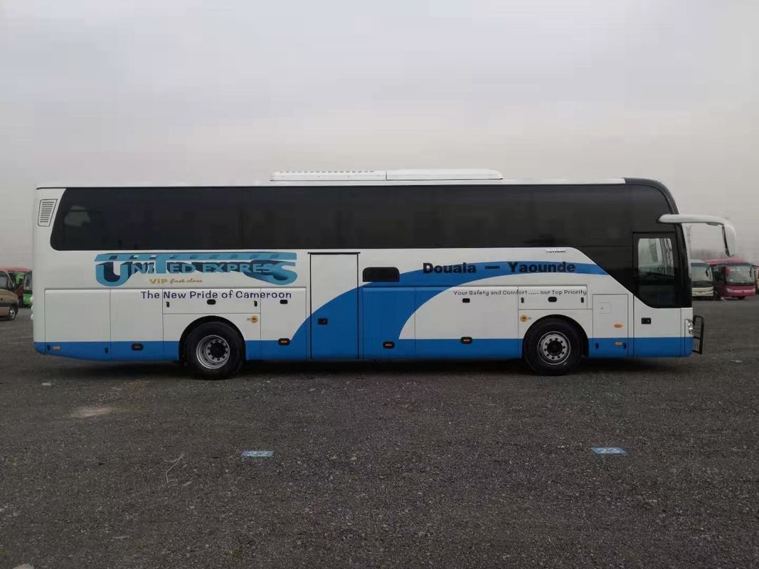 Autobús a estrenar ZK6122H9 de Yutong con el color blanco de 55 asientos en motor posterior de la promoción