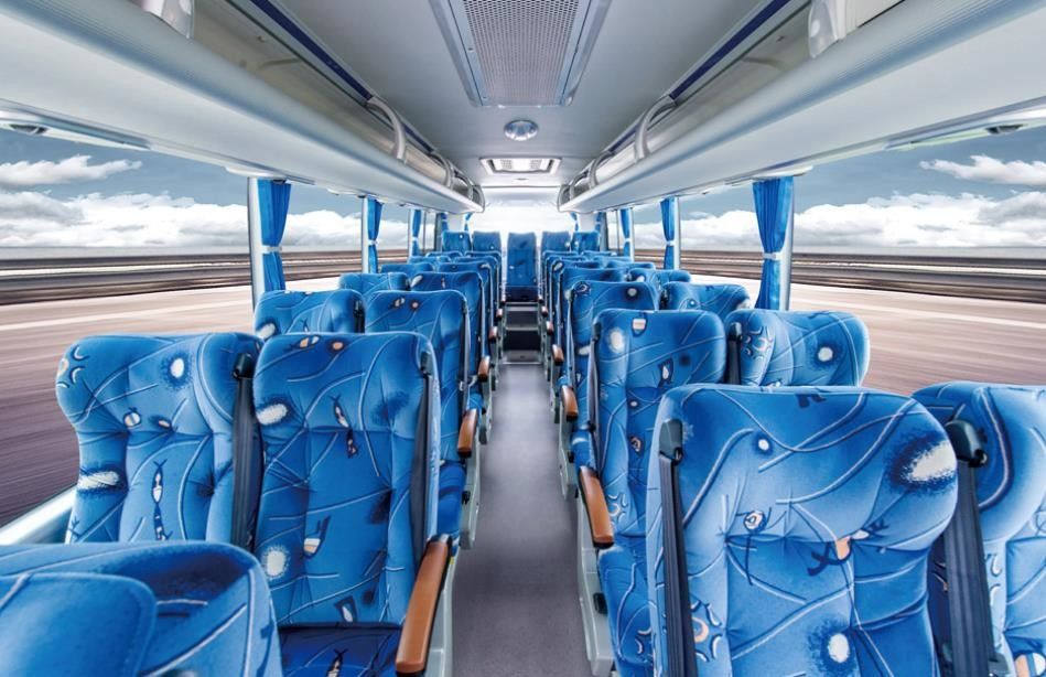 6 asientos posteriores ZK6858 del motor 35 del autobús a estrenar del yutong del neumático con precio del disoucnt en la promoción