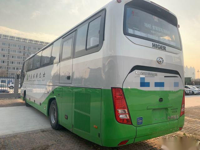 Autobús más alto usado para el motor usado de la parte posterior de los asientos KLQ6122 WP de Bus 50 del coche